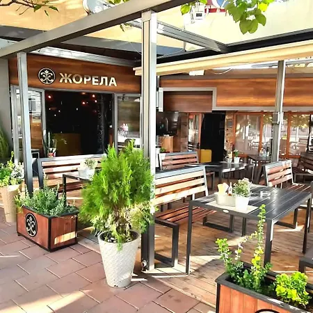 Hotel Jorela Family
